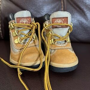 Infant size 5 timberland brown boots